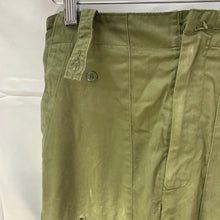 Charger l'image dans la galerie, Genuine British Army Surplus Lightweight Men's Trousers - Size 31" Waist - The Militaria Shop