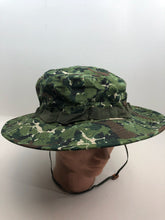 Load image into Gallery viewer, Genuine US Army Digital Jungle Camouflage Boonie Sun Hat Type II - Size 8 1/2 - The Militaria Shop