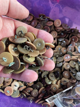 Load image into Gallery viewer, 15 x Original WW2 British Army Economy Issue Tunic Buttons - The Militaria Shop