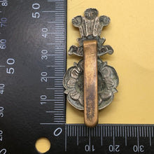Load image into Gallery viewer, Original WW2 British Army Cap Badge - Yorkshire Hussars - The Militaria Shop
