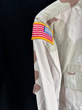 Load image into Gallery viewer, Gulf War US Army DCU Camouflaged Combat Field Coat/Jacket - Medium/Regular - The Militaria Shop