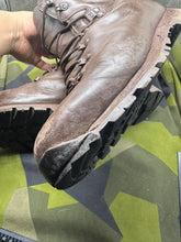 Load image into Gallery viewer, Image #12