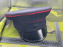 Lade das Bild in den Galerie-Viewer, Genuine British Army Mercian Regiment Peaked Cap - Size 53cm - The Militaria Shop