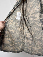 Load image into Gallery viewer, Surplus US Army ACU Combat Uniform Jacket-Medium Regular - The Militaria Shop