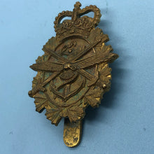 Load image into Gallery viewer, Original Canadian Army Cap Badge - Canadian Forces Tri-Service - The Militaria Shop