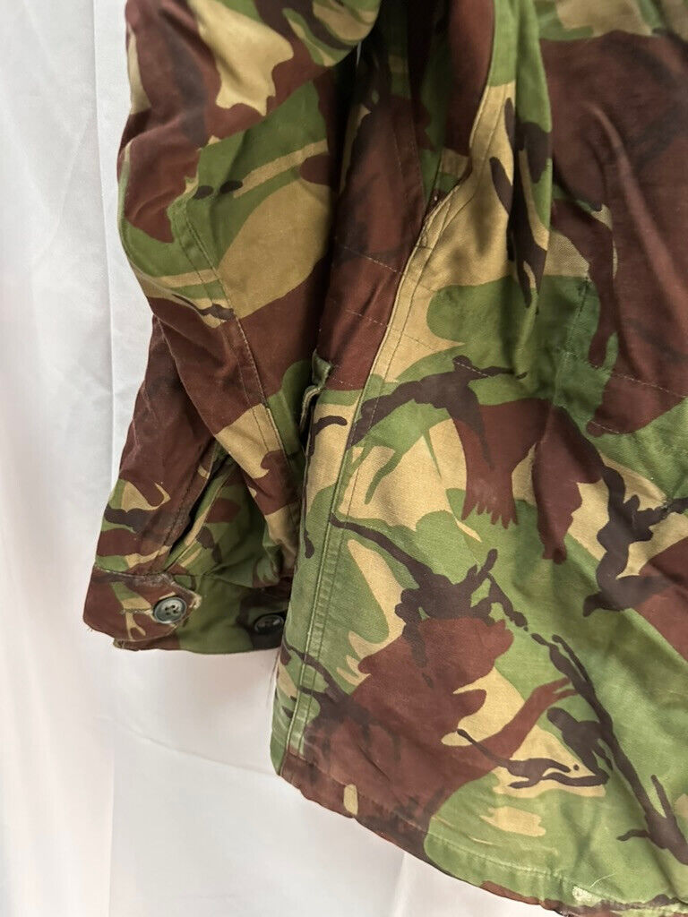 Genuine British Army Surplus DPM Camouflaged 1968 Pattern Smock - Size 38" Chest - The Militaria Shop