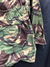 Load image into Gallery viewer, Genuine British Army Surplus Jungle DPM Combat Smock - Size 160/88 - The Militaria Shop