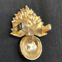 Charger l'image dans la galerie, Original British Staybrite Army Cap - Royal Regiment of Fusiliers - The Militaria Shop