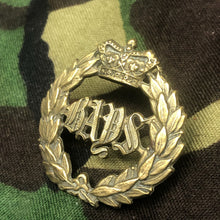Load image into Gallery viewer, Original Pre-WW1 British Army 2nd Dragoon Guards (Queen's Bays) Cap Badge - The Militaria Shop
