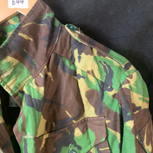 Lade das Bild in den Galerie-Viewer, Genuine British Army Combat DPM Field Jacket Smock Combat - 180/96 - The Militaria Shop