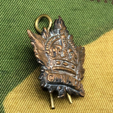 Load image into Gallery viewer, Original WW2 Canadian Army General Service Collar Badge - The Militaria Shop
