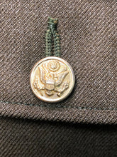 Lade das Bild in den Galerie-Viewer, Original WW2 US Army Class A Dress Jacket 1942 - Private Ryan Prop - 39" Regular - The Militaria Shop