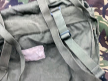 Charger l'image dans la galerie, Original British Army 58 Pattern Webbing Back Pack - The Militaria Shop