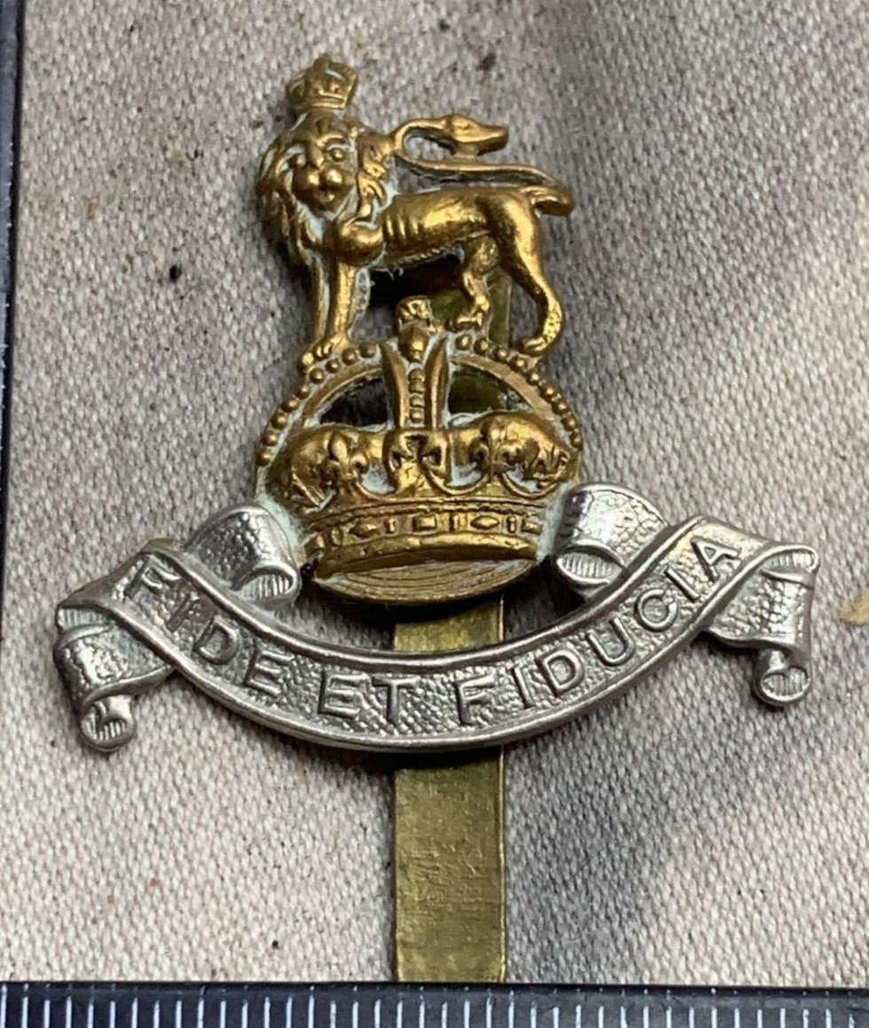 Original WW2 British Army Royal Army Pay Corps Cap Badge For Sale
