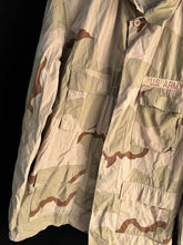 Charger l'image dans la galerie, Gulf War US Army DCU Camouflaged Combat Field Coat/Jacket - Large/Long - The Militaria Shop