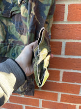 Load image into Gallery viewer, Surplus British Army DPM Smock Combat Size 180/96 - The Militaria Shop
