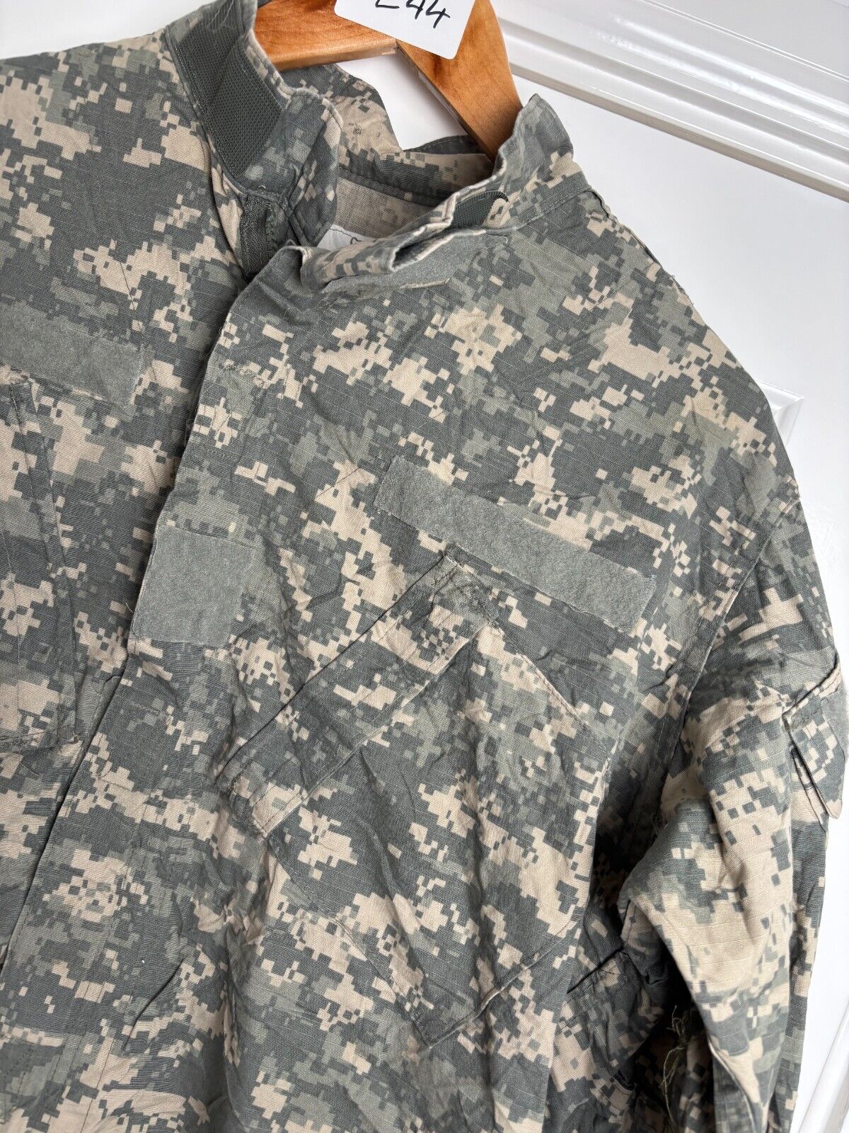 Surplus US Army ACU Combat Uniform Jacket-Medium Regular - The Militaria Shop