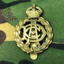 Charger l'image dans la galerie, Original WW2 British Cap Badge - Army Dental Corps - The Militaria Shop