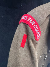 Charger l'image dans la galerie, British Army Surplus Grade 1 No.2 Service Dress Jacket Guards - Size 182/104/96 - The Militaria Shop