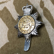 Load image into Gallery viewer, Genuine British Army Cap Badge - 47th (Middlesex Yeomanry) Signal Squadron - The Militaria Shop