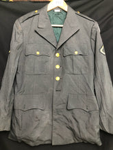 Lade das Bild in den Galerie-Viewer, Original US Serge AG-344 Class 3 Uniform Jacket - Size 38" Chest - Regular - The Militaria Shop