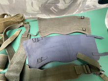 Lade das Bild in den Galerie-Viewer, Original Large Group of British Army 37 Pattern Mixed Webbing - The Militaria Shop