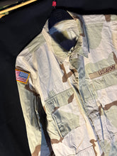 Charger l'image dans la galerie, Gulf War US Army DCU Camouflaged Combat Field Coat/Jacket - Large/Long - The Militaria Shop