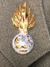 Lade das Bild in den Galerie-Viewer, British Army Grade 1 No.2 Dress Uniform Jacket - Fusiliers - Size 188/112/96 - The Militaria Shop