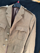 Charger l'image dans la galerie, Grade 1 British Army FAD No2 Dress Uniform Jacket - Size 164/92/76 - The Militaria Shop