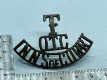 Charger l'image dans la galerie, Original WW1 British Army Inns of Court Territorial Shoulder Title - The Militaria Shop
