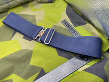 Charger l'image dans la galerie, Original British Royal Navy Blue Canvas Stable Belt - Approx 34" Waist - The Militaria Shop