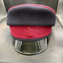 Lade das Bild in den Galerie-Viewer, British Army Women's Royal Army Medical Corps Peaked Cap - Size 51 - The Militaria Shop