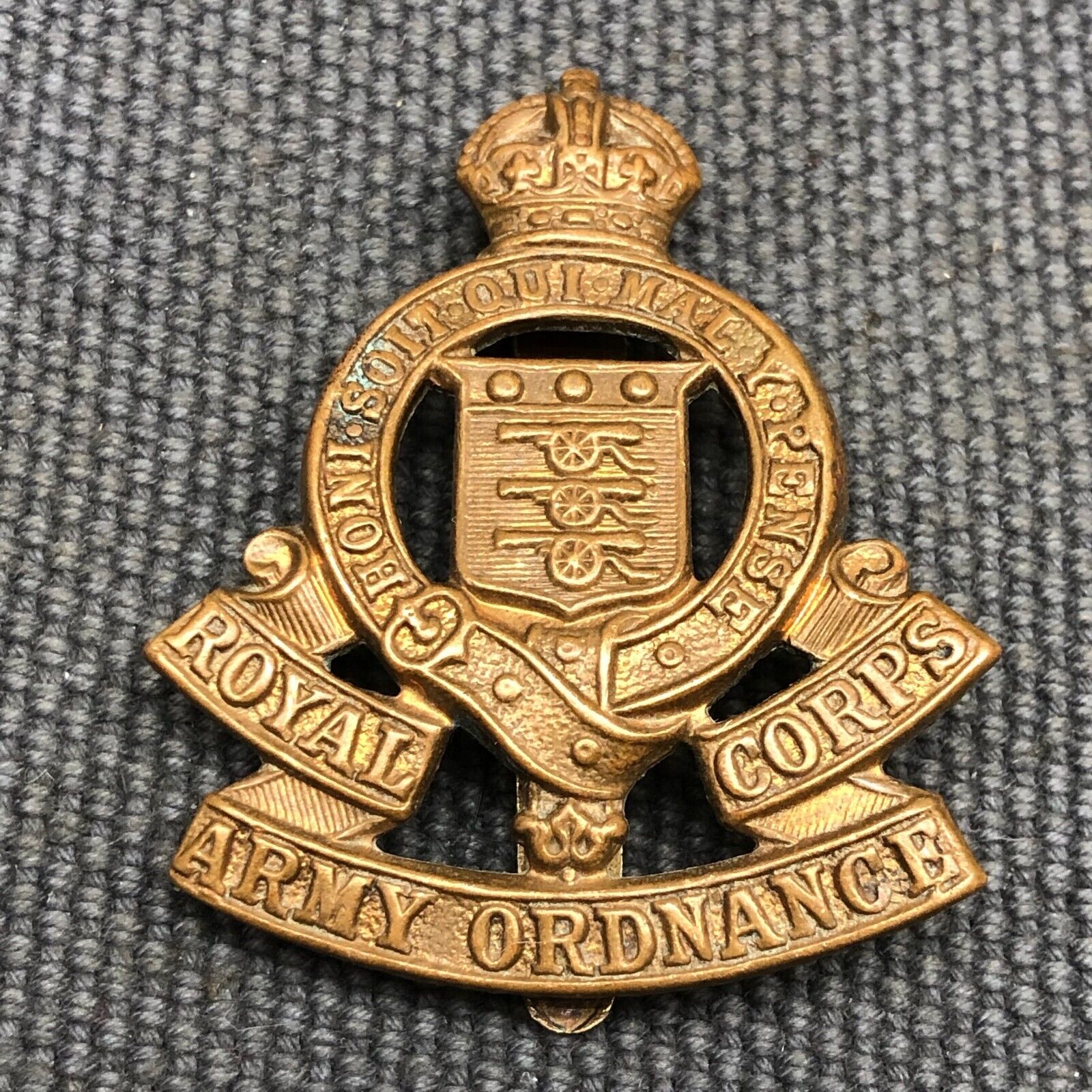 Original WW2 British Army Cap Badge - Royal Army Ordnance Corps - The Militaria Shop