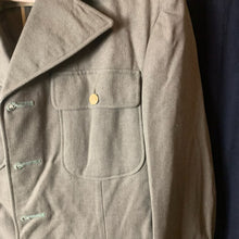 Lade das Bild in den Galerie-Viewer, Original WW2 US Army Class A Dress Jacket 1940 - Private Ryan Prop - 38" Large - The Militaria Shop