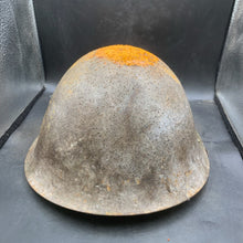 Charger l'image dans la galerie, Original British Army Mk4 Turtle Combat Helmet - The Militaria Shop