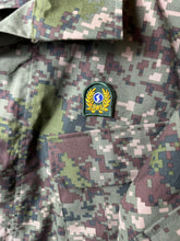 Lade das Bild in den Galerie-Viewer, Genuine Republic of Korea Navy Digital Camouflage Jacket Uniform - 46" Chest - The Militaria Shop