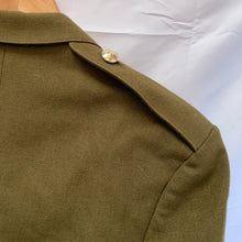Load image into Gallery viewer, Genuine British Army No.2 Dress Uniform Tunic Jacket - Size 176/104/88 - The Militaria Shop