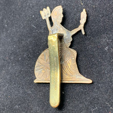 Lade das Bild in den Galerie-Viewer, Original WW2 British Army Cap Badge - Norfolk Regiment - The Militaria Shop