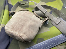 Charger l'image dans la galerie, Original British / Dutch Army 37 Pattern US Army Style Water Bottle Cover - The Militaria Shop
