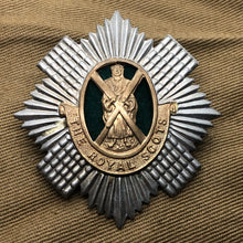 Load image into Gallery viewer, Original WW2 British Army Royal Scots Cap Badge - The Militaria Shop