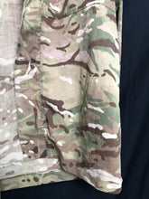 Charger l'image dans la galerie, British Army MTP Camouflaged Combat Warm Weather Combat Jacket - Size 190/104 - The Militaria Shop