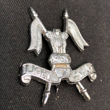Charger l'image dans la galerie, Original Army Badge - Indian Army 7th Light Cavalry - The Militaria Shop