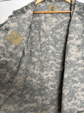 Load image into Gallery viewer, Surplus US Army ACU Combat Uniform Jacket -Size Medium-Regular - The Militaria Shop