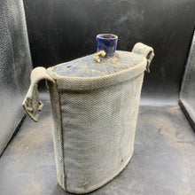 Charger l'image dans la galerie, Original WW2 British RAF Royal Air Force 37 Water Bottle Set - The Militaria Shop