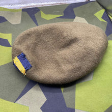 Load image into Gallery viewer, Original British Army Guards Division Regimental Beret - Size 55cm - The Militaria Shop