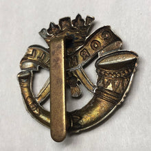 Load image into Gallery viewer, Original WW1 British Army Cornwall Light Infantry CLI Cap Badge - The Militaria Shop