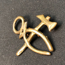 Charger l'image dans la galerie, Original British Army WW1 / WW2 Artificers Trade Sleeve Badge - The Militaria Shop