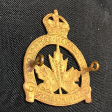 Load image into Gallery viewer, Original British Army WW2 Royal Canadian Army Cadets Cap Badge - The Militaria Shop