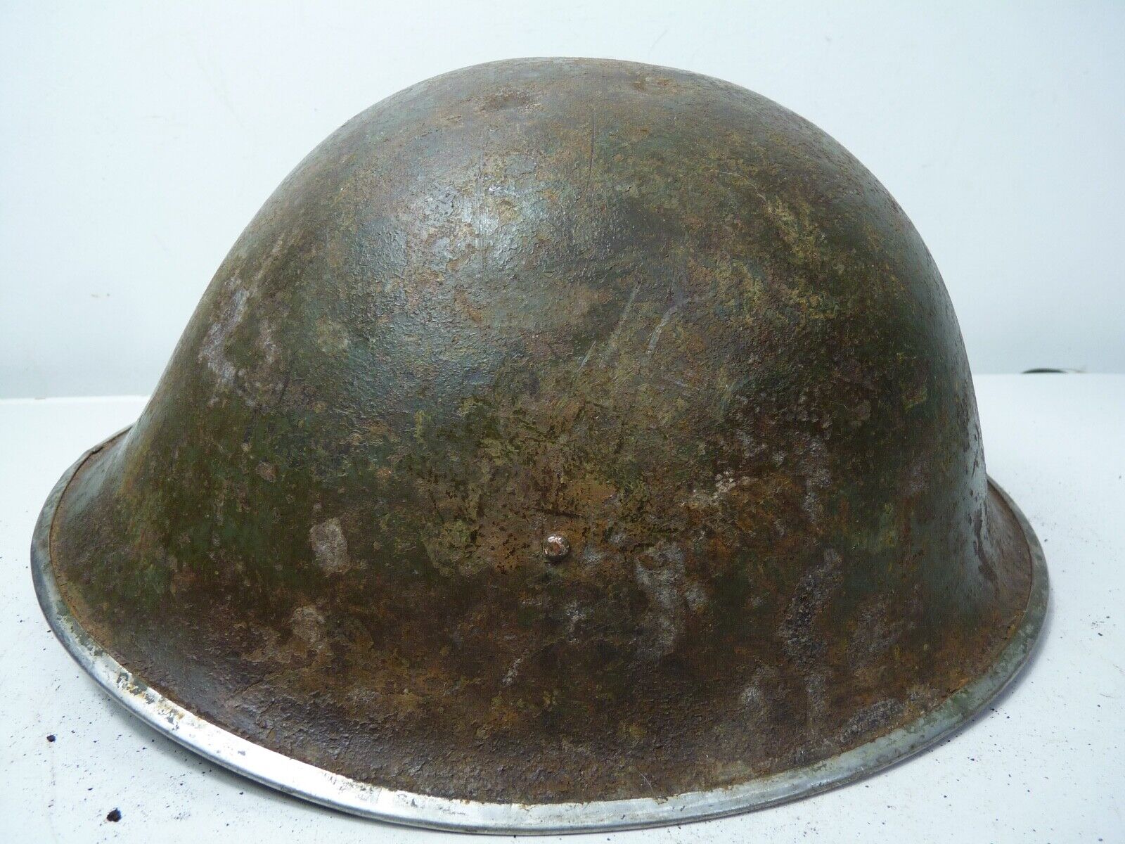 Mk3 Canadian / British Army Original WW2 Turtle Helmet High Rivet - The Militaria Shop