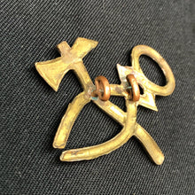 Charger l'image dans la galerie, Original British Army WW1 / WW2 Artificers Trade Sleeve Badge - The Militaria Shop